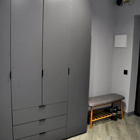 Княгині Ольги Нові Апартаменти Lviv Ngoại thất bức ảnh